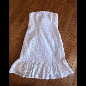 Lilly Pulitzer ruffled hem lace dress